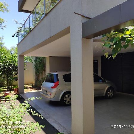 Casa moderna no centro próxima a atrações turísticas Vila Foz do Iguaçu Exterior foto