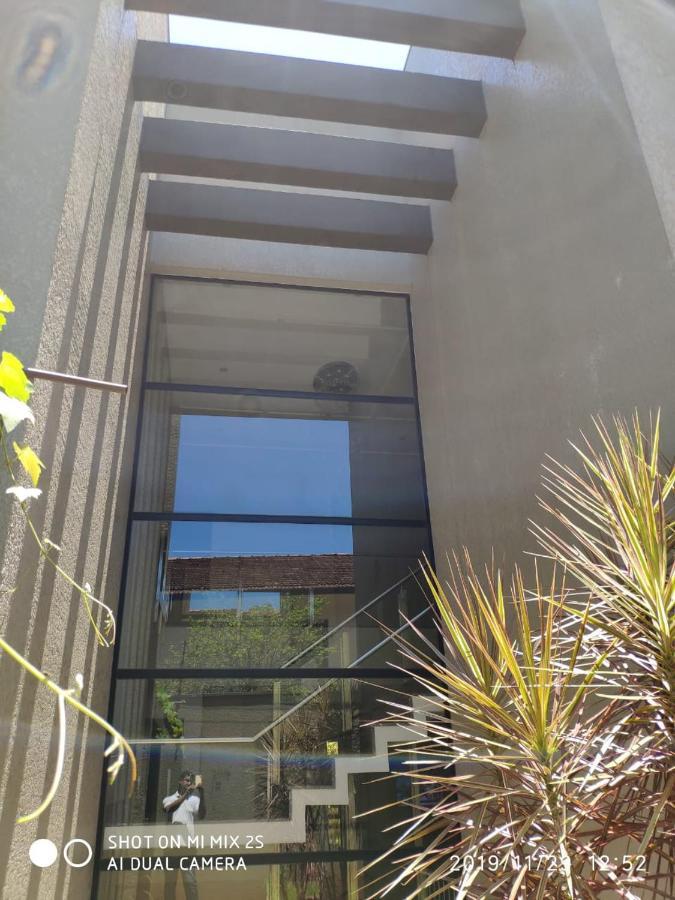 Casa moderna no centro próxima a atrações turísticas Vila Foz do Iguaçu Exterior foto